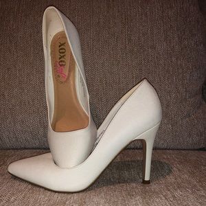 White XOXO shoes